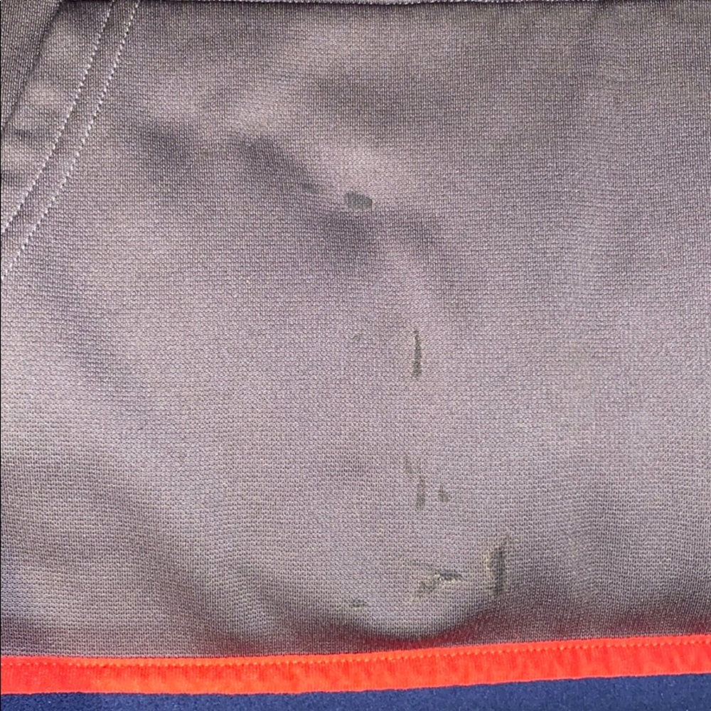 Under armour youth sweatshirt - Picture 3 of 4